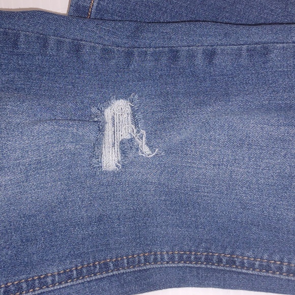 Embroidered Jeggings  12 - Picture 4 of 11